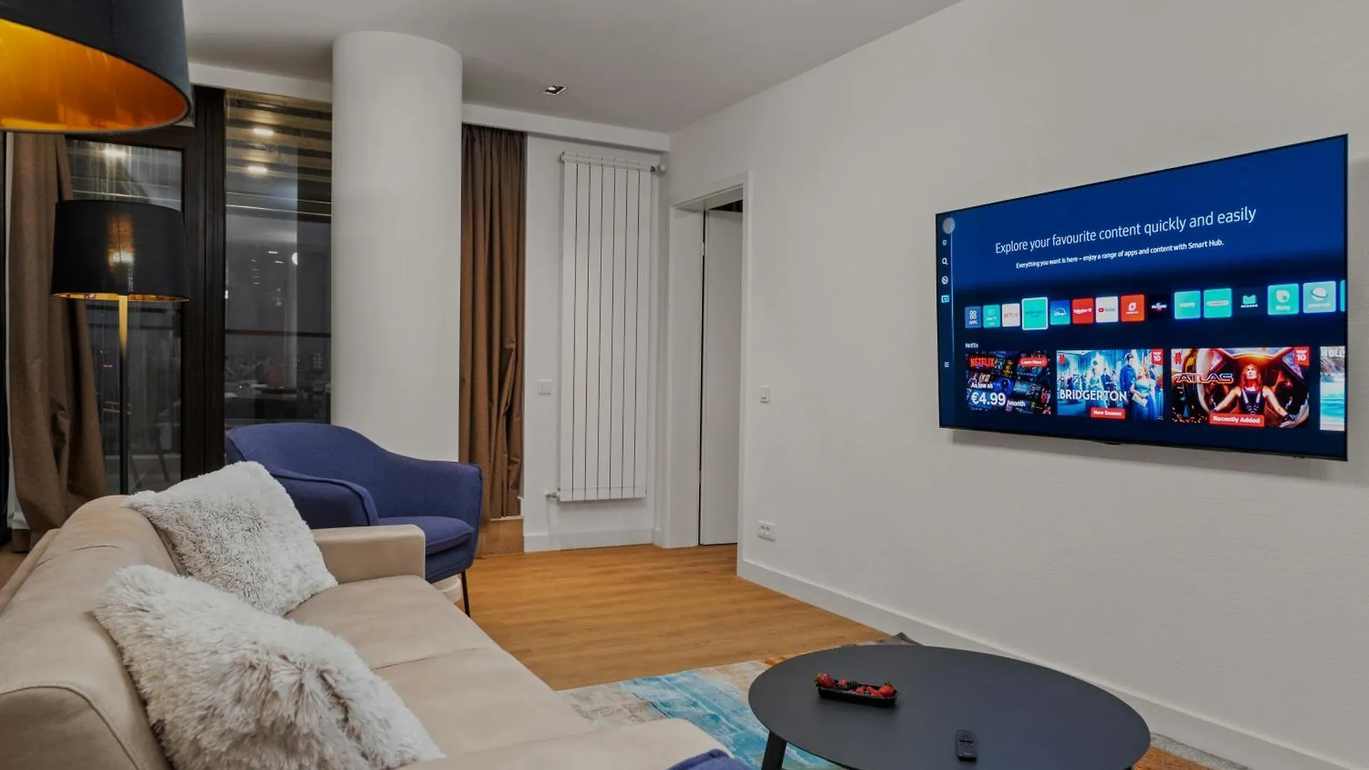 Crown Penthouse - Luxurious, Spa & Vista , By Uni88 Apartments Bucharest Romania