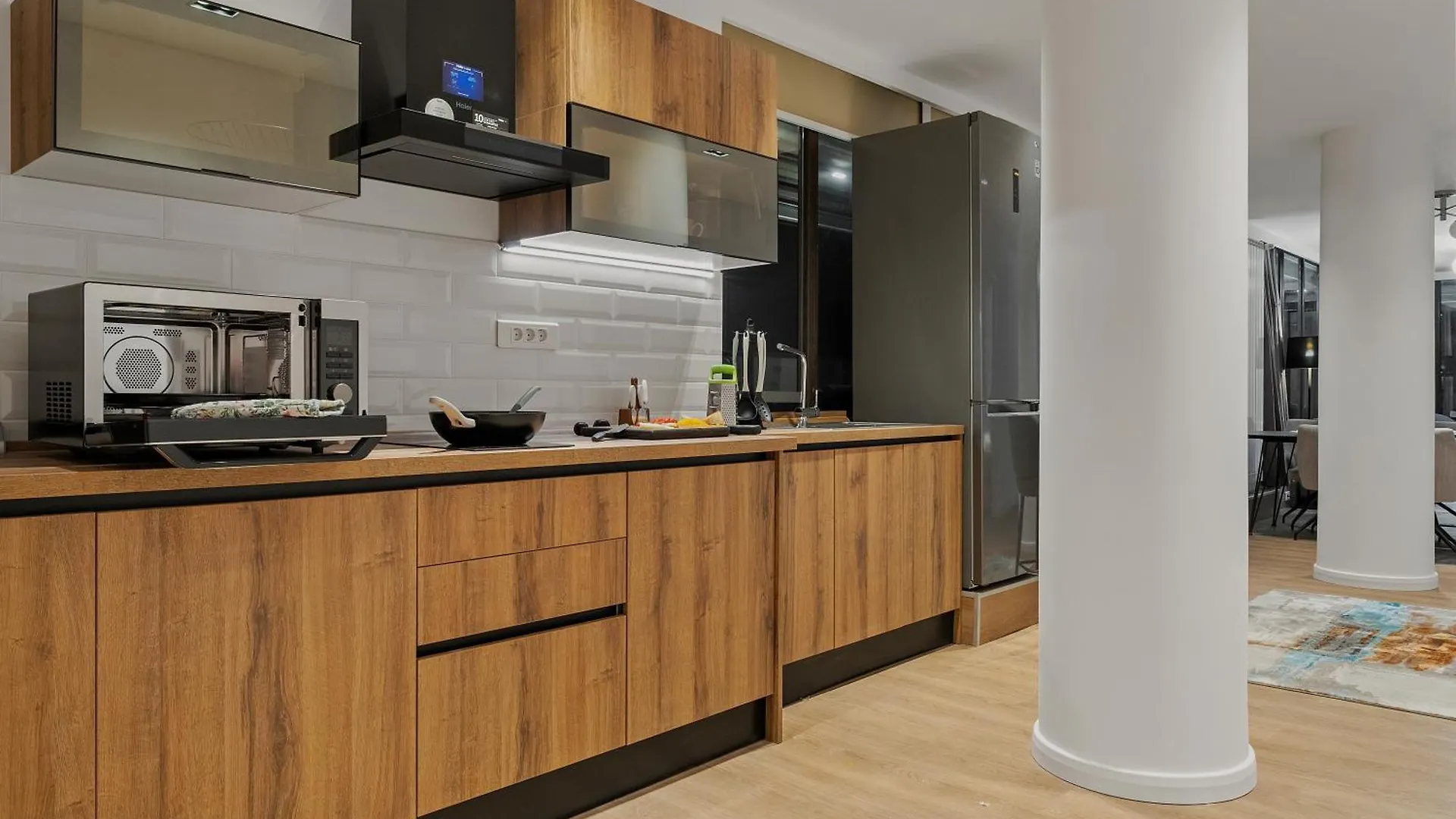 Crown Penthouse - Luxurious, Spa & Vista , By Uni88 Apartments Bucharest 0*,
