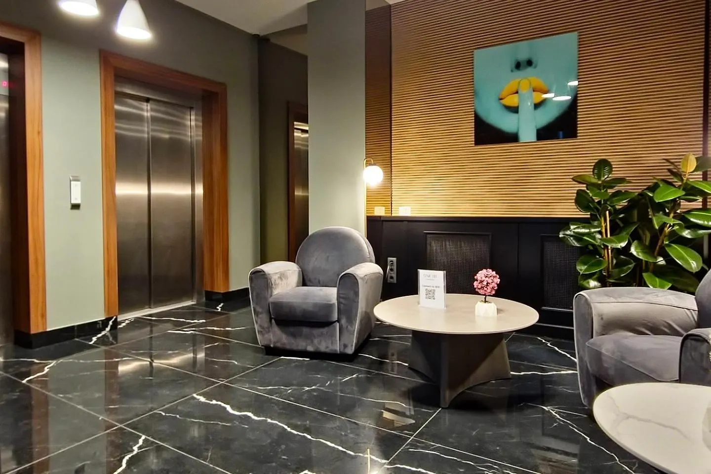 Crown Penthouse - Luxurious, Spa & Vista , By Uni88 Apartments Bucharest 0*,